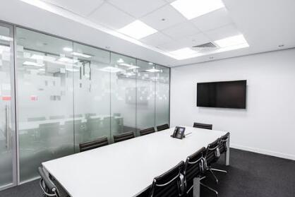 為什么需要雇用社交媒體顧問？