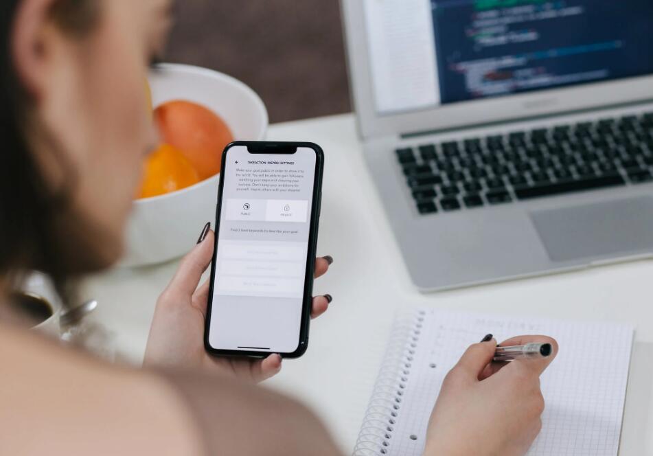 4種智能方法設(shè)計(jì)網(wǎng)站，實(shí)現(xiàn)即時(shí)搜索可見性