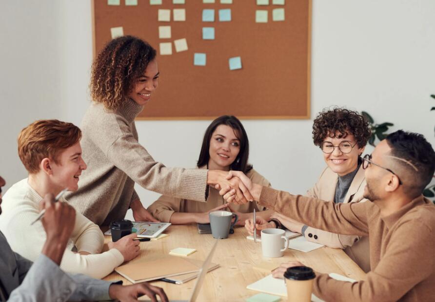 避免將文件上載到網(wǎng)站建設(shè)服務(wù)器供設(shè)計客戶端下載的4個原因