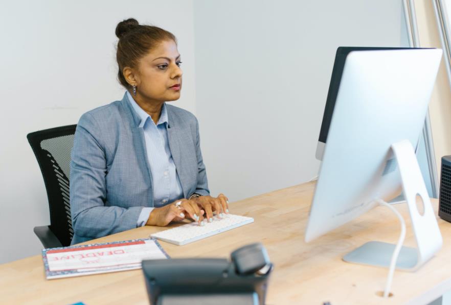 國(guó)人偉業(yè)網(wǎng)站建設(shè)保持品牌一致性